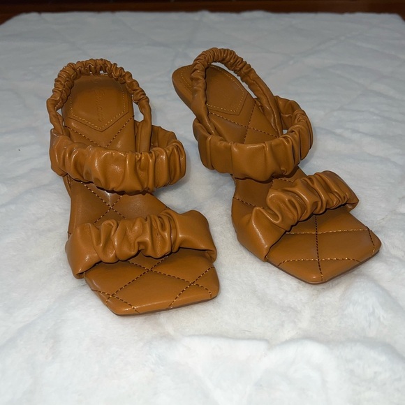 Women’s Square Toe Scrunched Heels - Picture 1 of 5